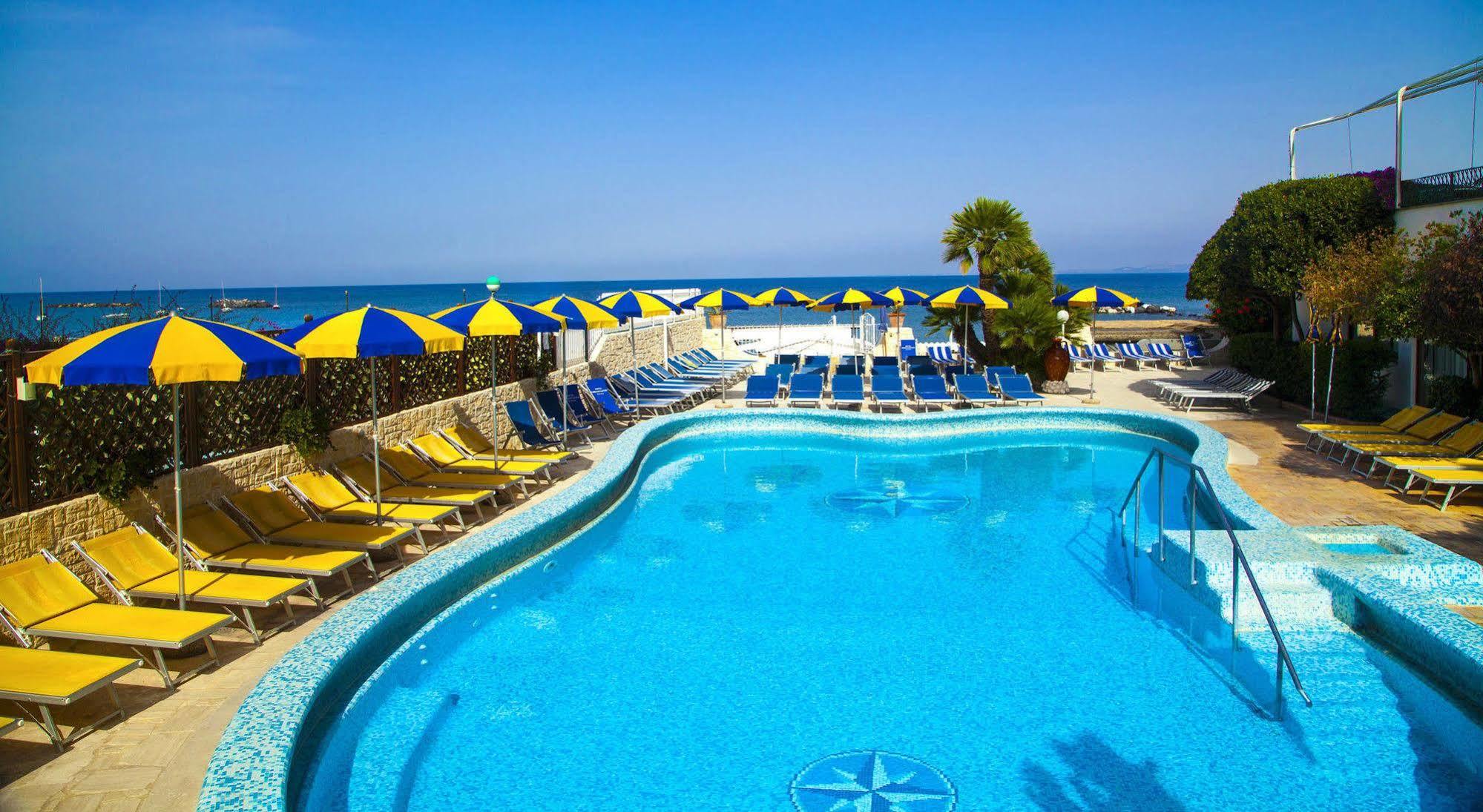 Hotel Ambasciatori Ischia Exterior photo