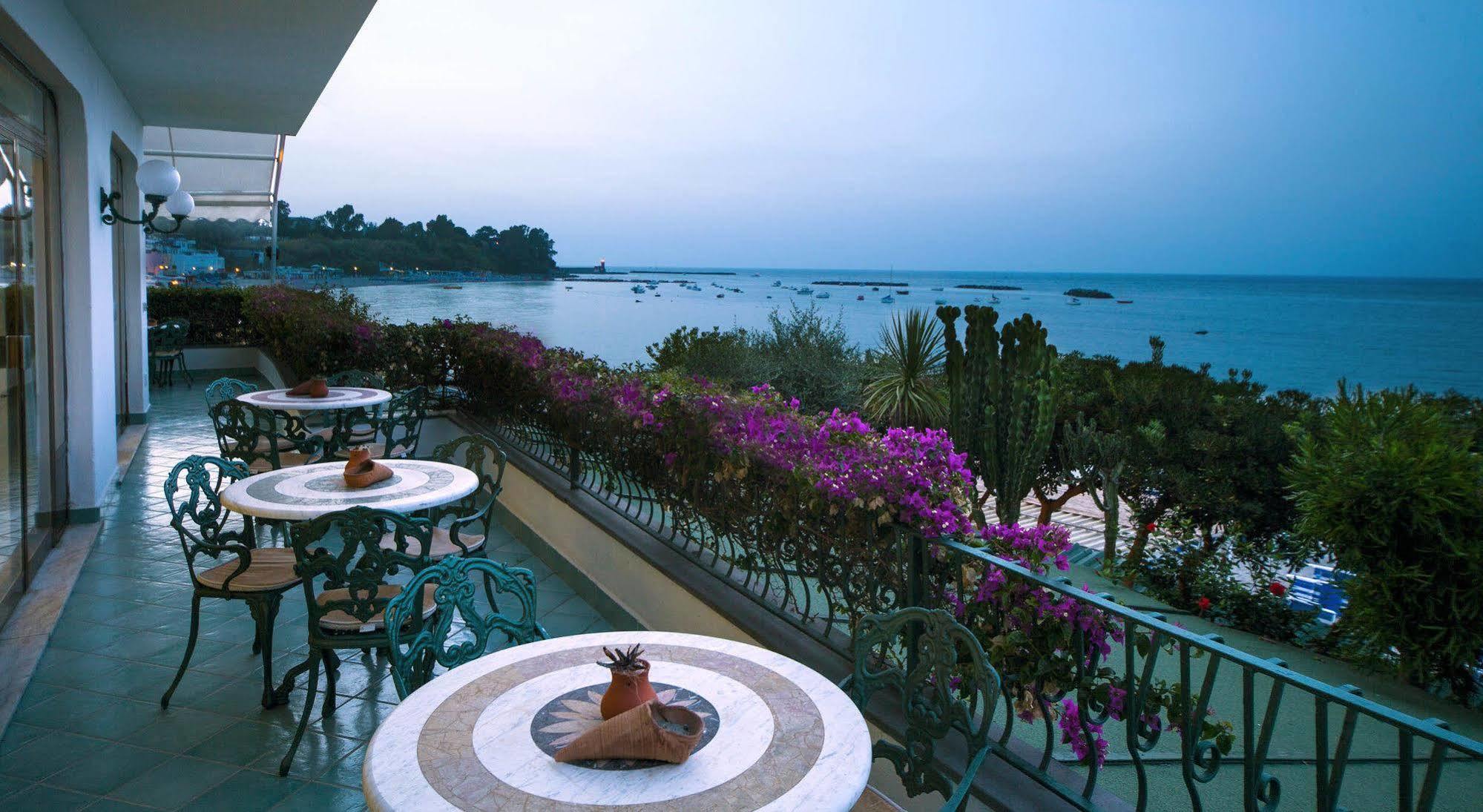 Hotel Ambasciatori Ischia Exterior photo