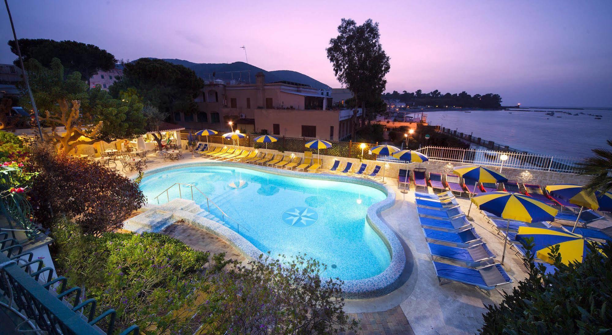 Hotel Ambasciatori Ischia Exterior photo