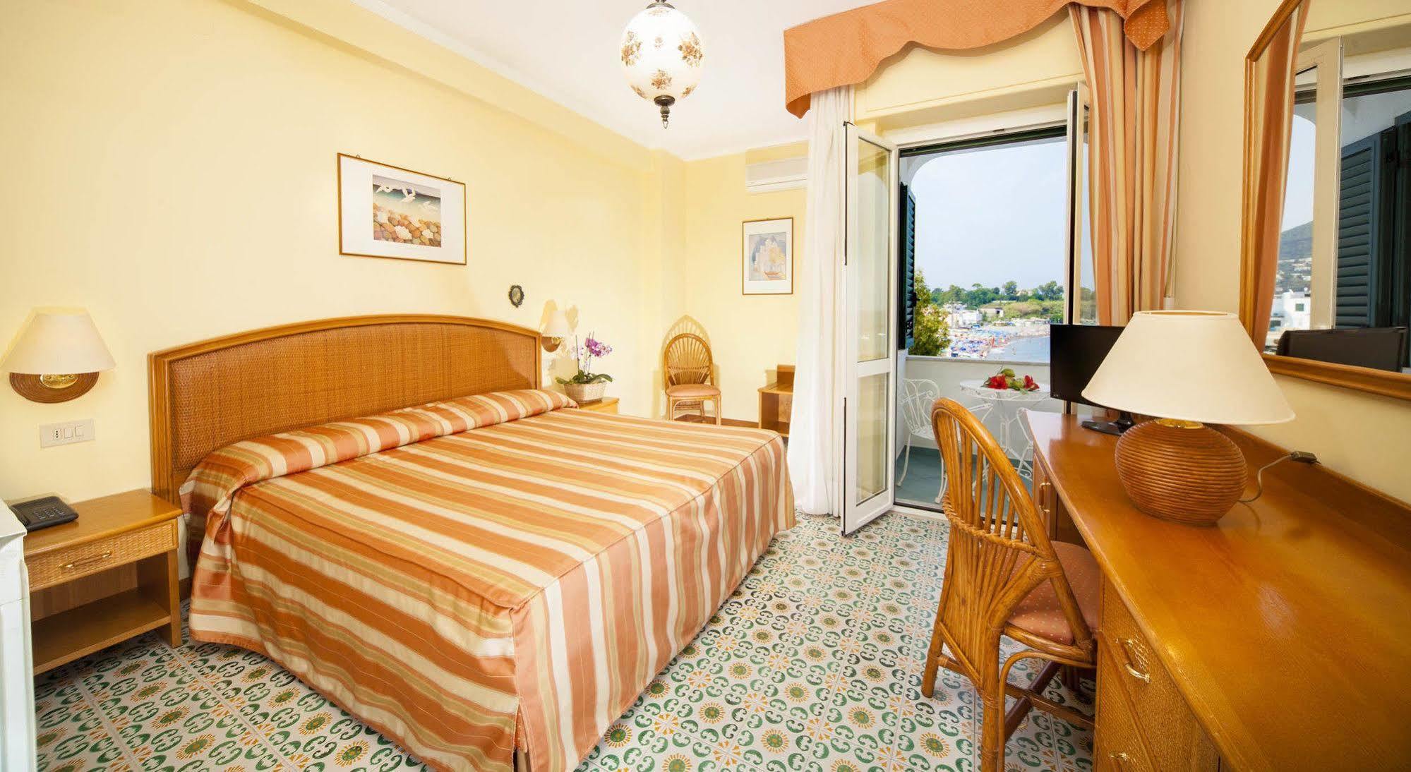 Hotel Ambasciatori Ischia Exterior photo